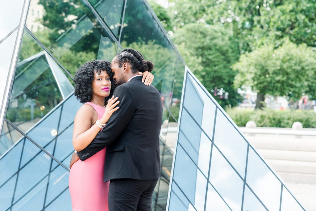 national-gallery-of-art-engagement-kiss