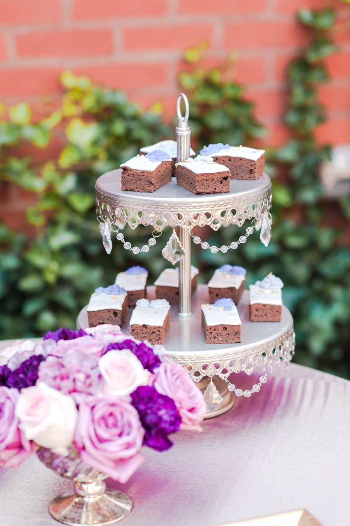 purple-wedding-dessert