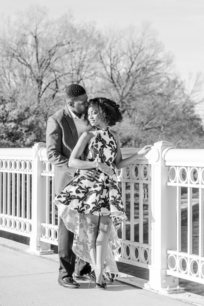 engagement-session-black-and-white