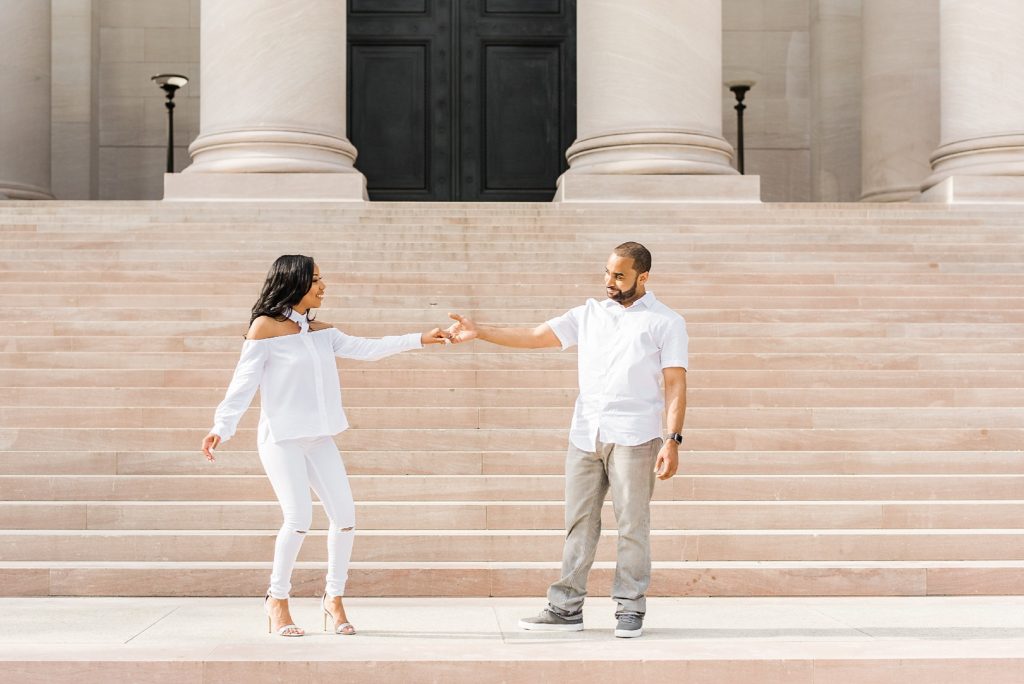 couple dances at National Gallery of Art